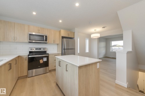17238 4 Street, Edmonton, AB - Indoor Photo Showing Kitchen With Stainless Steel Kitchen