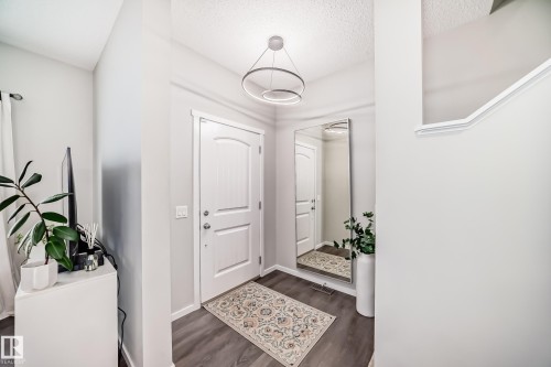 3278 Cherry Crescent, Edmonton, AB - Indoor Photo Showing Other Room