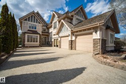 322 CALDWELL Close  Edmonton, AB T6M 2W9