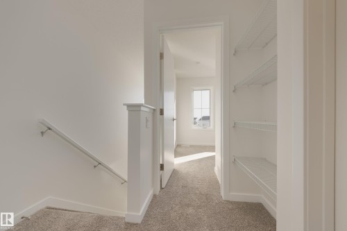 17232 4 Street, Edmonton, AB - Indoor