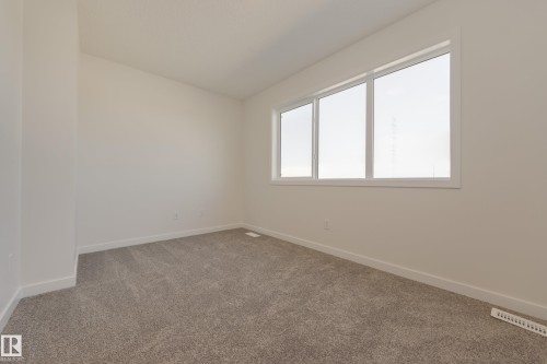 17232 4 Street, Edmonton, AB - Indoor Photo Showing Other Room