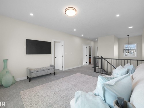 821 Morris Avenue, Leduc, AB - Indoor