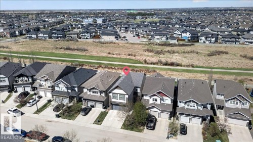 Modern residential neighborhood with a variety of architectural styles - 3936 Claxton Loop, Edmonton, AB - Outdoor