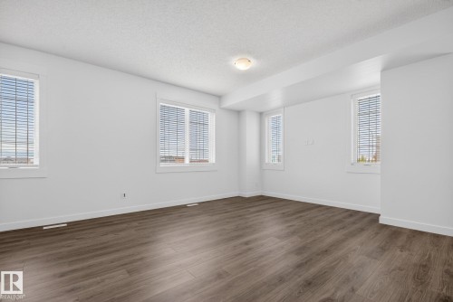 3605 James Mowatt Trail, Edmonton, AB - Indoor Photo Showing Other Room
