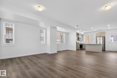 3605 James Mowatt Trail, Edmonton, AB - Indoor Photo Showing Living Room