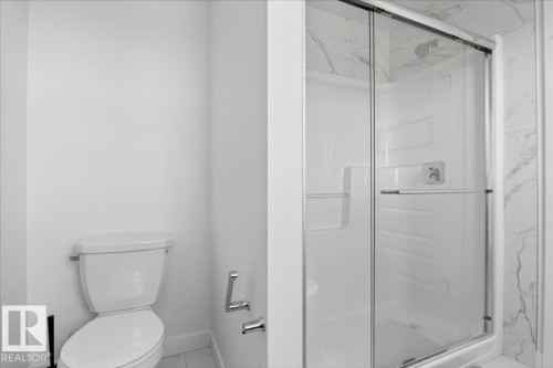 15 1910 Collip View View Sw, Edmonton, AB - Indoor Photo Showing Bathroom