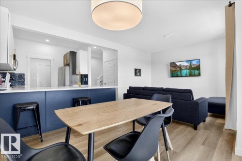 15 1910 Collip View View Sw, Edmonton, AB - Indoor Photo Showing Dining Room
