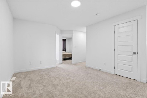 15 1910 Collip View View Sw, Edmonton, AB - Indoor Photo Showing Other Room