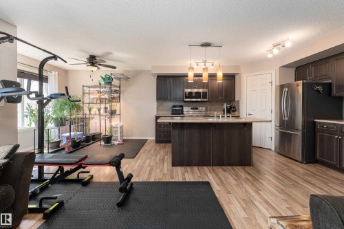 92 Calvert Wynd, Fort Saskatchewan, AB - Indoor Photo Showing Kitchen