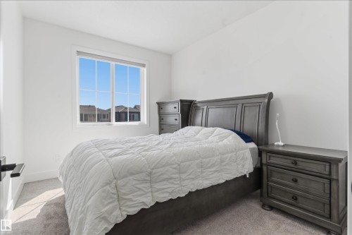 439 Roberts Cres, Leduc, AB - Indoor Photo Showing Bedroom