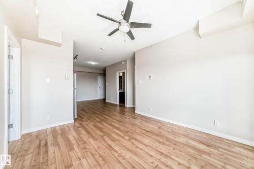 413 9519 160 Avenue, Edmonton, AB - Indoor Photo Showing Other Room