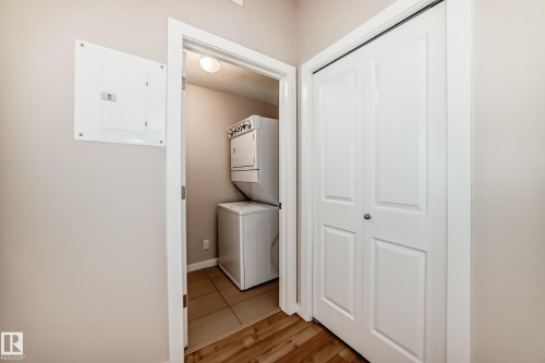 413 9519 160 Avenue, Edmonton, AB - Indoor Photo Showing Laundry Room