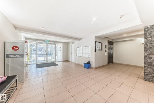 413 9519 160 Avenue, Edmonton, AB - Indoor Photo Showing Other Room