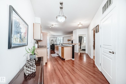 223 10407 122 Street, Edmonton, AB - Indoor