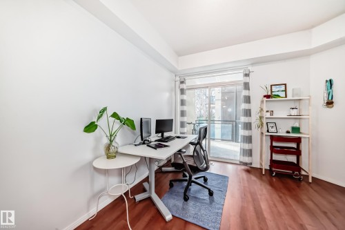 223 10407 122 Street, Edmonton, AB - Indoor Photo Showing Office