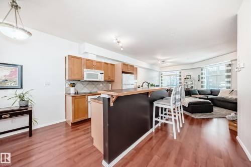 223 10407 122 Street, Edmonton, AB - Indoor Photo Showing Kitchen