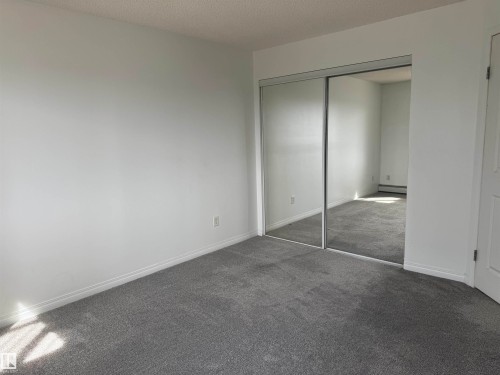 210 11325 83 Street, Edmonton, AB - Indoor Photo Showing Other Room