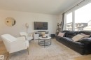 19281 22A Avenue, Edmonton, AB  - Indoor Photo Showing Living Room 