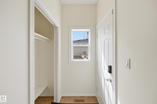 11503 10 Avenue, Edmonton, AB - Indoor