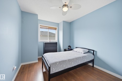 11503 10 Avenue, Edmonton, AB - Indoor Photo Showing Bedroom