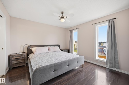 11503 10 Avenue, Edmonton, AB - Indoor Photo Showing Bedroom