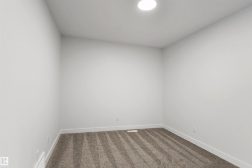 1217 Cristall Way, Edmonton, AB - Indoor Photo Showing Other Room