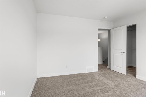 1217 Cristall Way, Edmonton, AB - Indoor Photo Showing Other Room