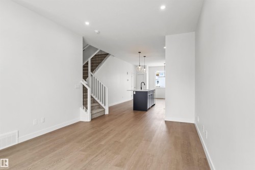 1217 Cristall Way, Edmonton, AB - Indoor Photo Showing Other Room
