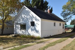 5018 50 Street Myrnam, AB T0B 3K0