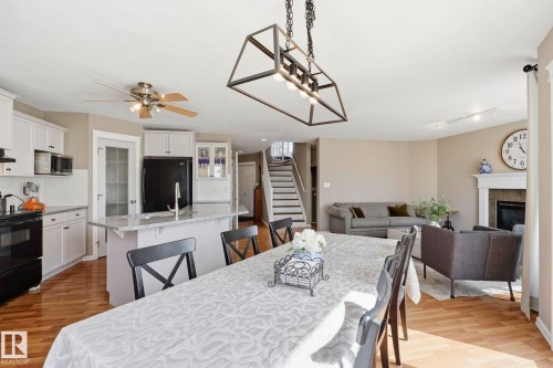 3327 32 Avenue, Edmonton, AB - Indoor Photo Showing Dining Room