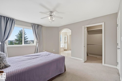 3327 32 Avenue, Edmonton, AB - Indoor Photo Showing Bedroom
