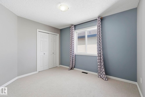 3327 32 Avenue, Edmonton, AB - Indoor