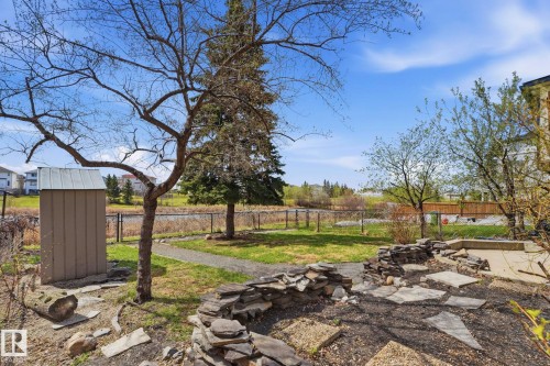 3327 32 Avenue, Edmonton, AB - Outdoor