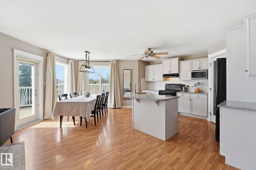 3327 32 Avenue, Edmonton, AB - Indoor