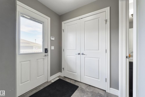 102 Kirpatrick Bend, Leduc, AB - Indoor Photo Showing Other Room
