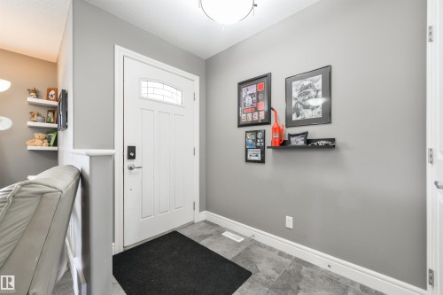 102 Kirpatrick Bend, Leduc, AB - Indoor Photo Showing Other Room