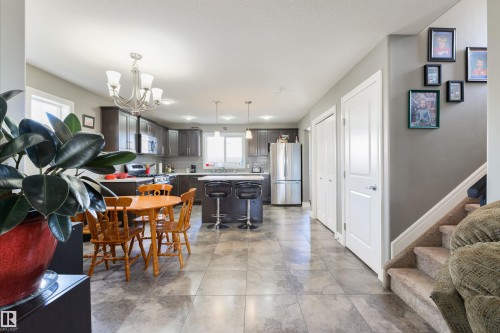 102 Kirpatrick Bend, Leduc, AB - Indoor