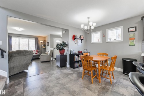 102 Kirpatrick Bend, Leduc, AB - Indoor
