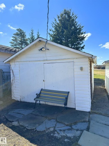 5035 49 Avenue, Vilna, AB - Outdoor