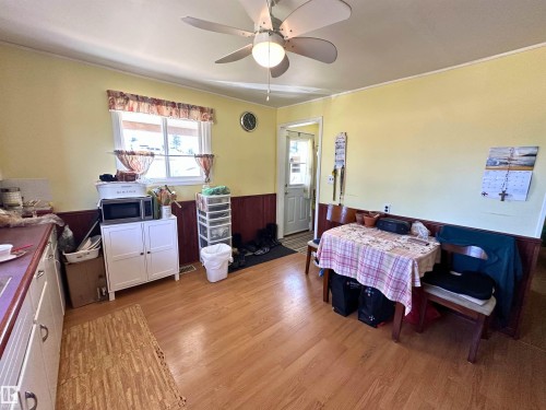 5035 49 Avenue, Vilna, AB - Indoor Photo Showing Bedroom