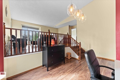124 Klarvatten Road, Edmonton, AB - Indoor