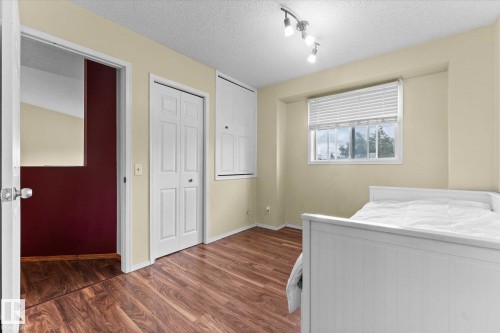 124 Klarvatten Road, Edmonton, AB - Indoor