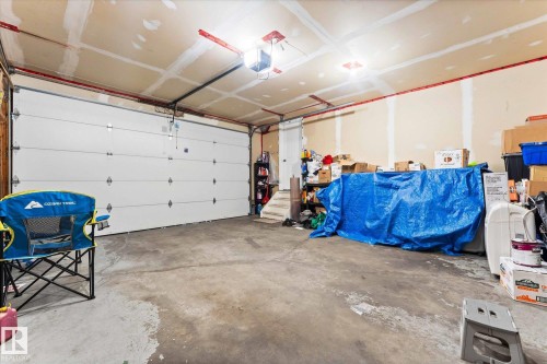 124 Klarvatten Road, Edmonton, AB - Indoor Photo Showing Garage