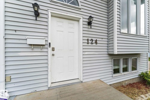 124 Klarvatten Road, Edmonton, AB - Outdoor