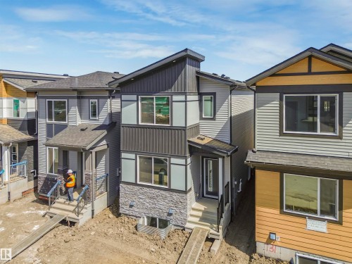 756 32 Street, Edmonton, AB - Outdoor