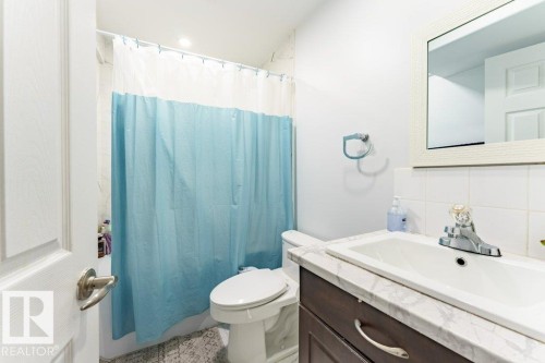 5624 19 Avenue, Edmonton, AB - Indoor Photo Showing Bathroom