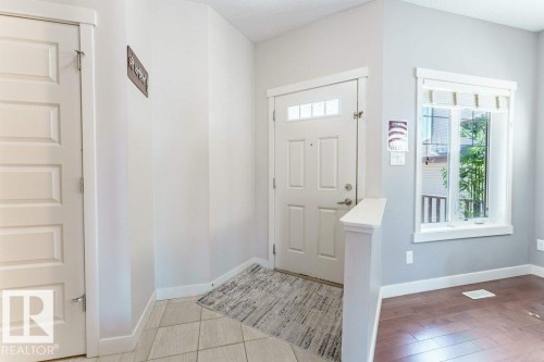 5624 19 Avenue, Edmonton, AB - Indoor Photo Showing Other Room
