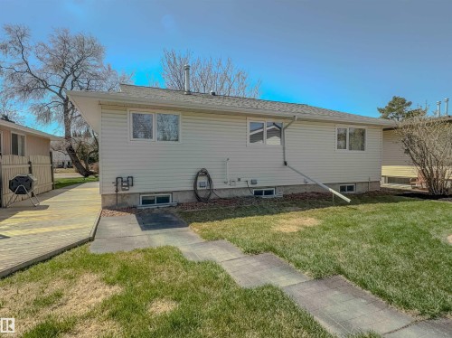 8651 27 Avenue, Edmonton, AB - Outdoor With Exterior