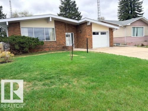 5209 45 Avenue  Vegreville, AB T9C 1A2
