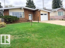5209 45 Avenue Vegreville, AB T9C 1A2